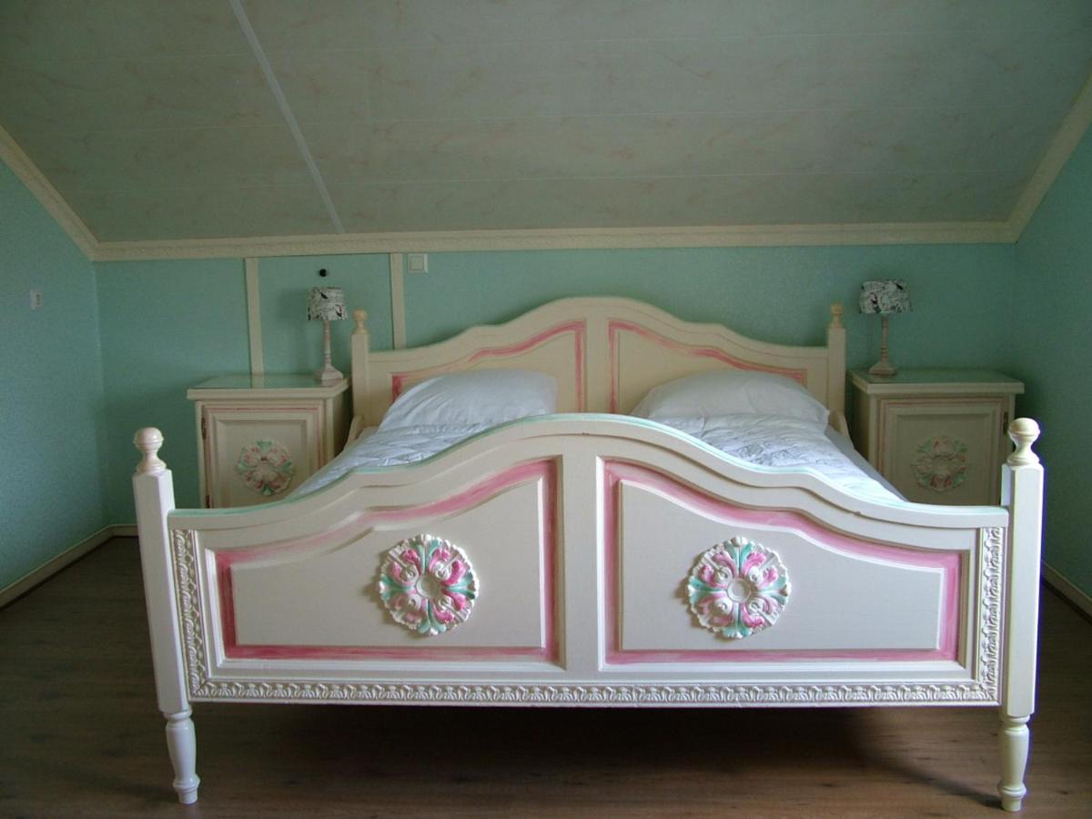 B&B Elbahof, Goed En Goedkoop! Hem Eksteriør bilde