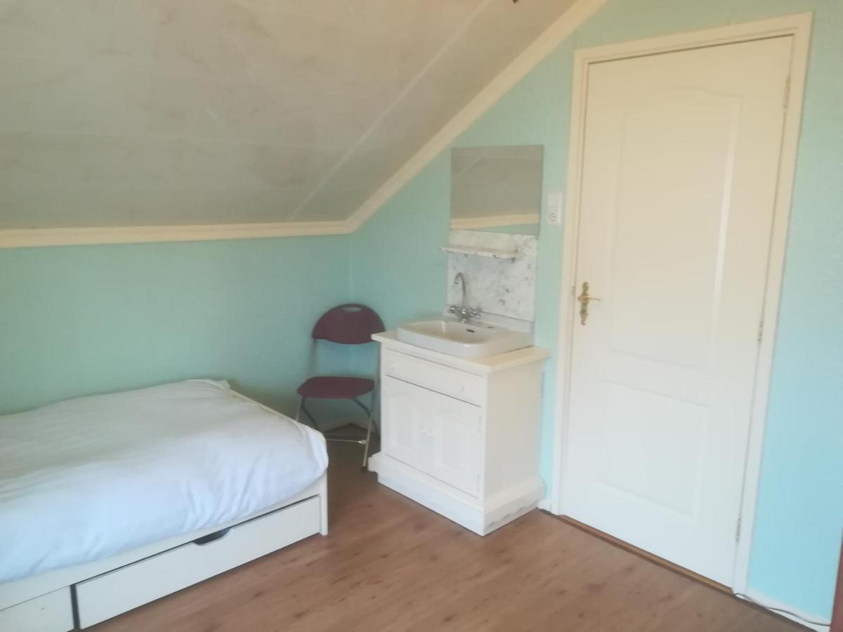 B&B Elbahof, Goed En Goedkoop! Hem Eksteriør bilde