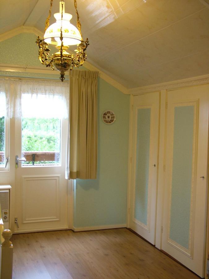 B&B Elbahof, Goed En Goedkoop! Hem Eksteriør bilde